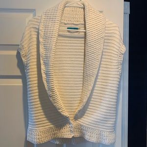 Alice + Olivia Knitted Sleeveless Cardigan Sweater Vest.